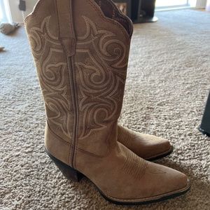 Woman’s DURANGO cowboy boots